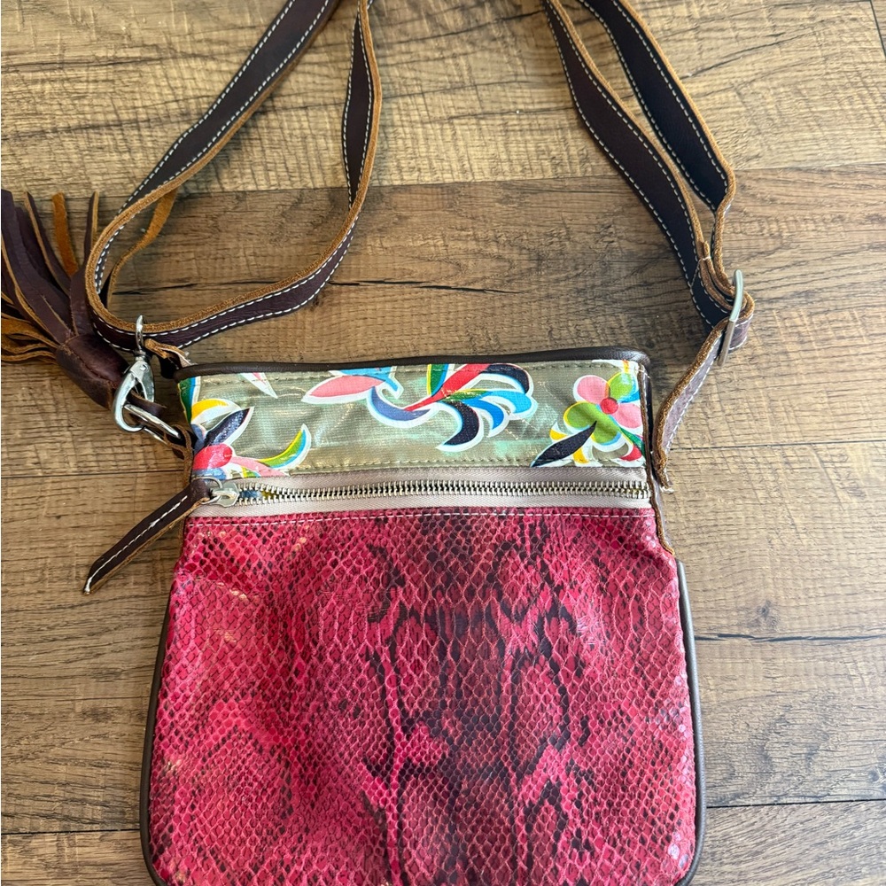 Consuela Red Python Print Crossbody Purse Long Strap Zippered Bag - Picture 4 of 5